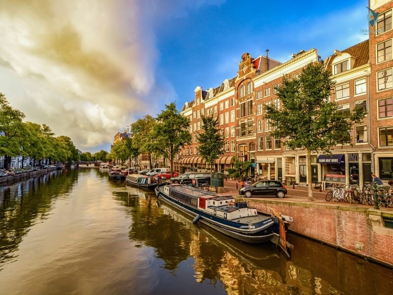 Spend 3 Incredible Days in Amsterdam: A Solo Traveler's Perspective