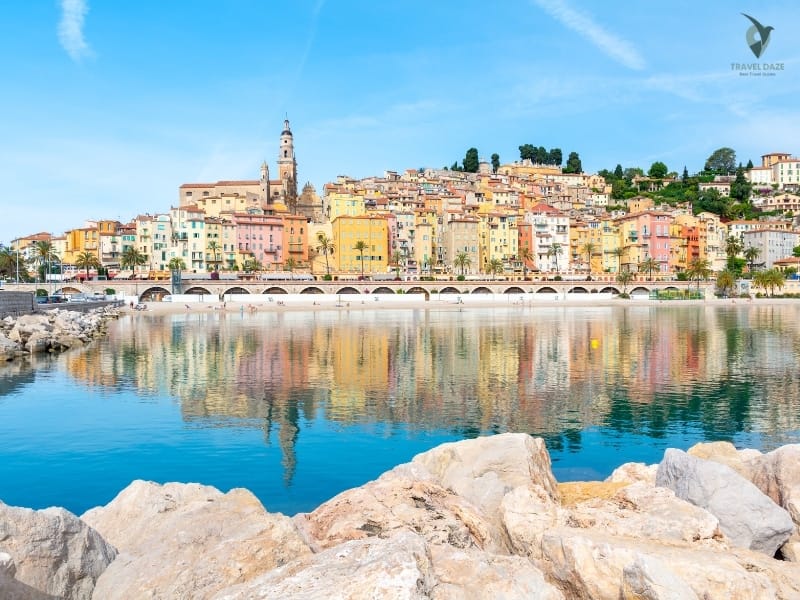 5 Stunning Coastal Towns in France